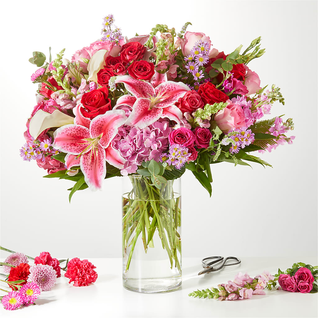 Swooning Over You - A Luxury Florist Original – Oliver Flower Shop Inc, Pittsburgh PA