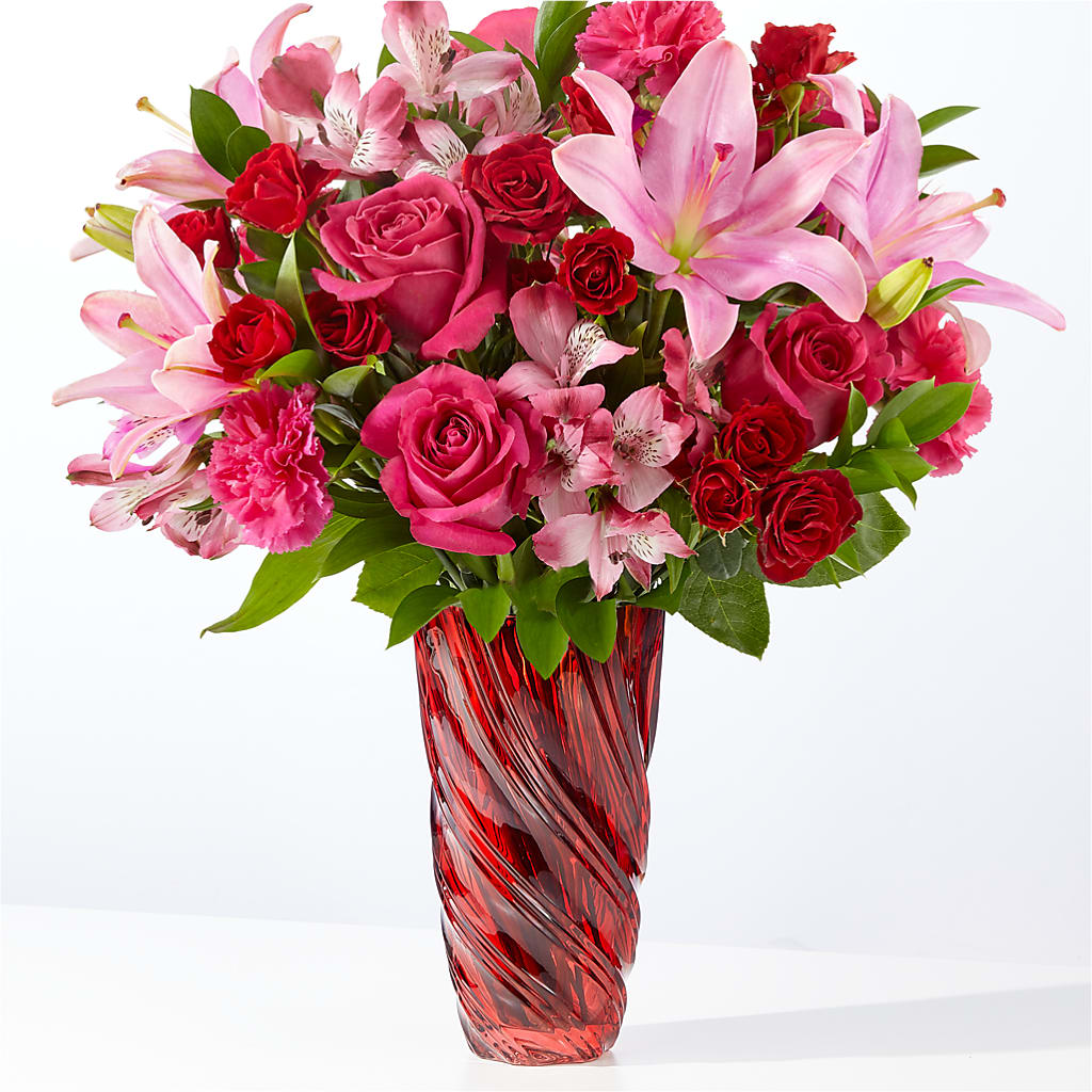 In Love Bouquet with Luxe Swirl Vase – Oliver Flower Shop Inc, Pittsburgh PA