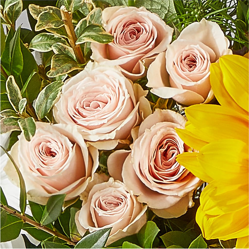 The Good Life Bouquet –  Oliver Flower Shop Inc, Pittsburgh PA