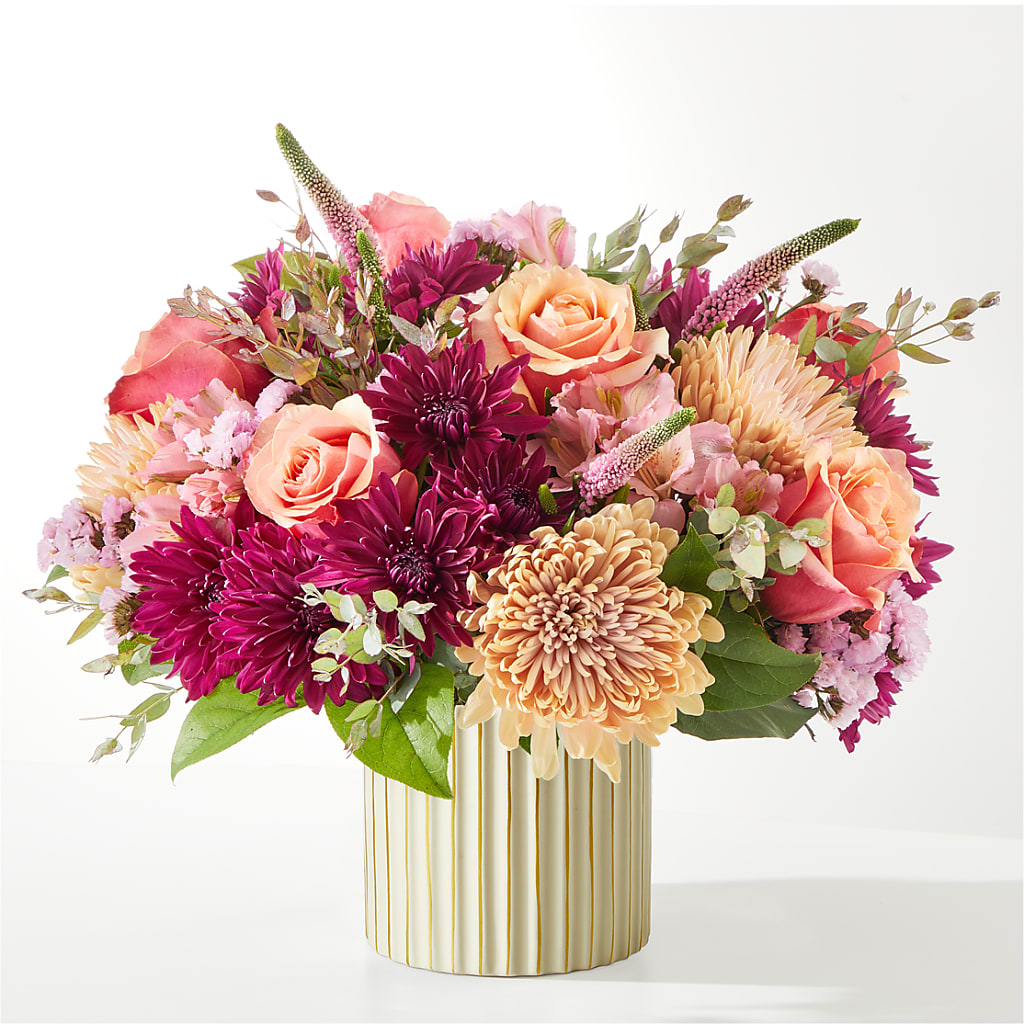 Berry Cobbler Bouquet with Ivory Vase –  Oliver Flower Shop Inc, Pittsburgh PA