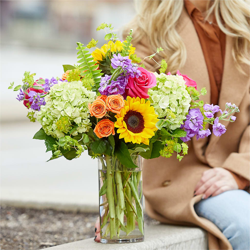 Vibrant Greetings Bouquet –  Oliver Flower Shop Inc, Pittsburgh PA