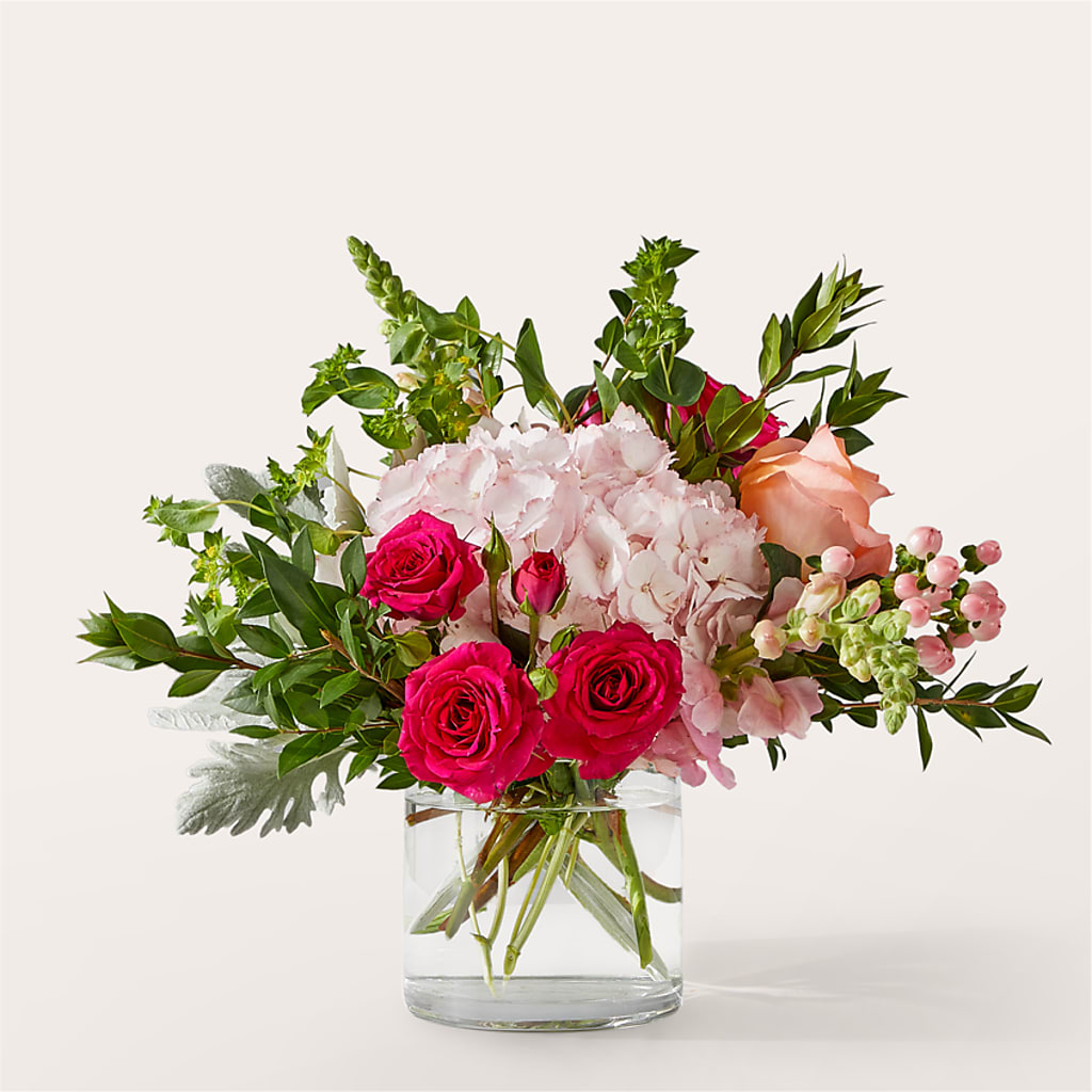 Glitz & Glam Bouquet –  Oliver Flower Shop Inc, Pittsburgh PA