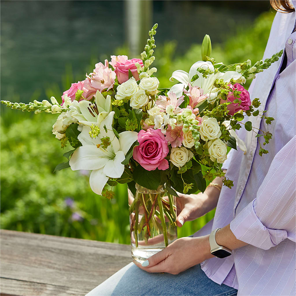 Fondly Bouquet –  Oliver Flower Shop Inc, Pittsburgh PA